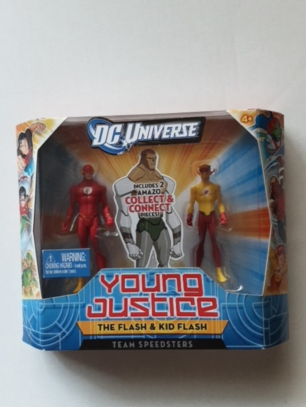DC Universe Young Justice Collect & Connect Amazo Flash & Kid Flash